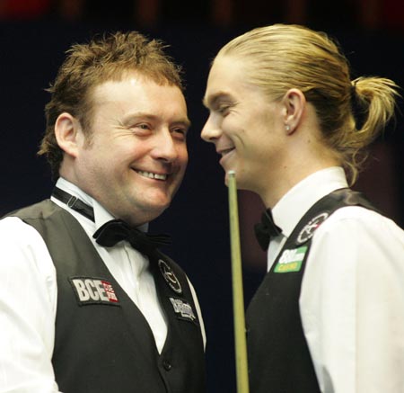 强打掩护中 强打掩护中