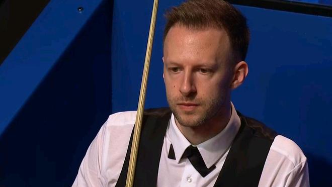 形中场的核 形中场的核