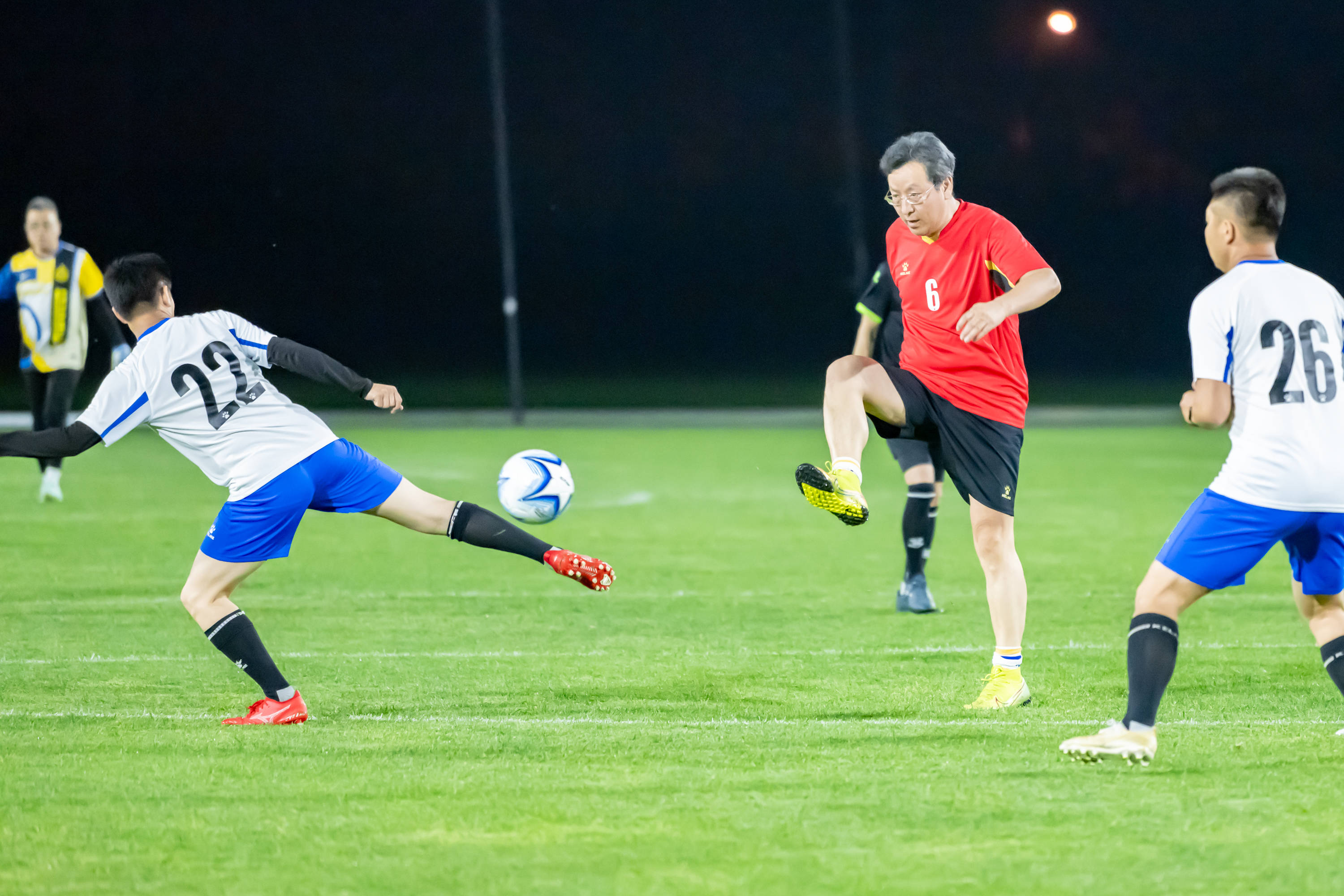 短时间内为 短时间内为